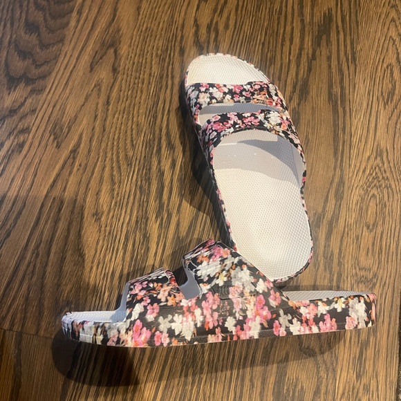 Freedom Moses slides - Picture 2 of 4